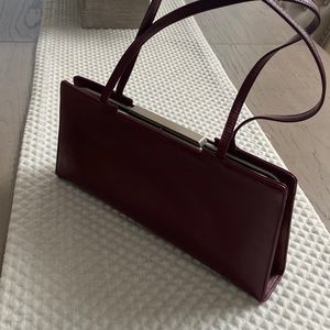 Kenneth Cole shoulder bag,classic, great condition!!!